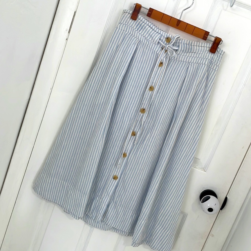 A new day linen skirt
